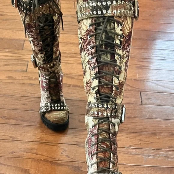 Jeffrey Campbell size 6.5 limited edition lilliath fair tapestry punk Boots - Picture 6 of 7